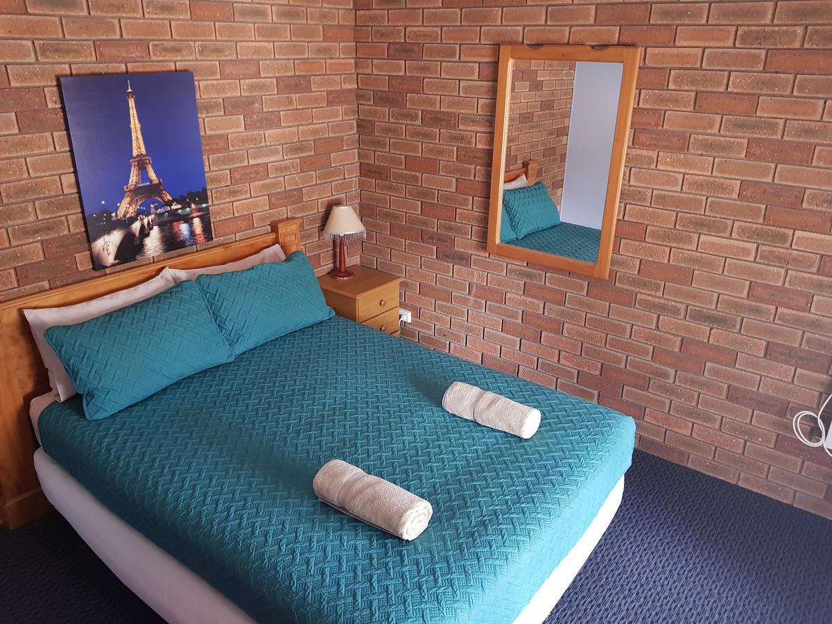Walkabout Motel Ръдърглен Екстериор снимка