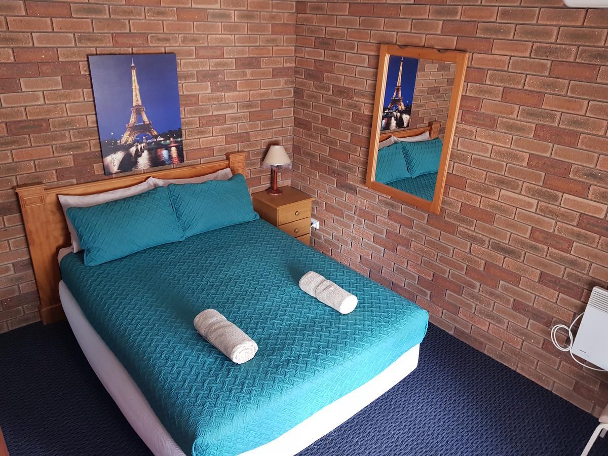 Walkabout Motel Ръдърглен Екстериор снимка